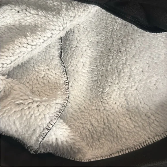 Fashion Fleece Lined Leggings - Picture 3 of 4